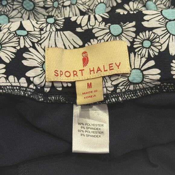 Sport Haley Women's Navy Floral Skort Size Medium - Picture 4 of 5